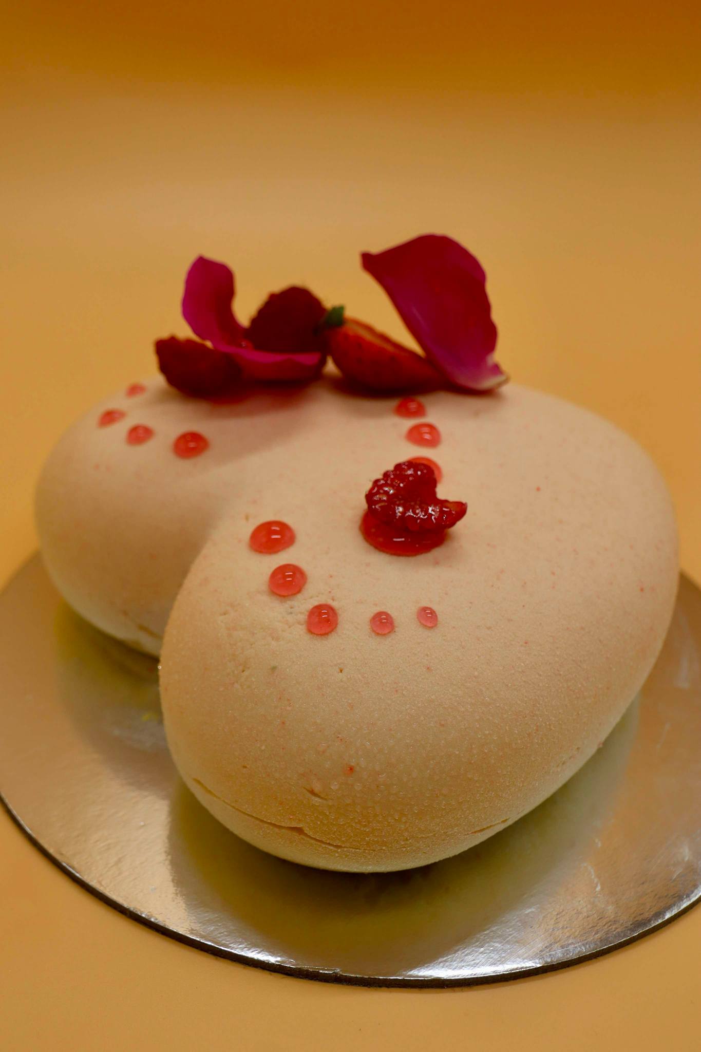 Mousse Cake Mothers Day - Berry & Chocolate